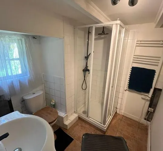 D'hote A La Ferme Lengronne